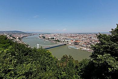 《严阵以待》正式版即将于2023年12月13日发布